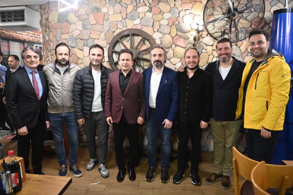 Başkan Yazıcı, basın mensupları ile sahur programında bir araya geldi!